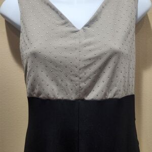 Elegant Black and Gray Sleeveless Dress
